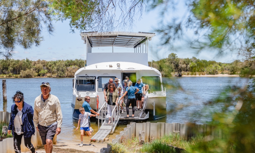 Mandurah Murray River Lunch Cruise.