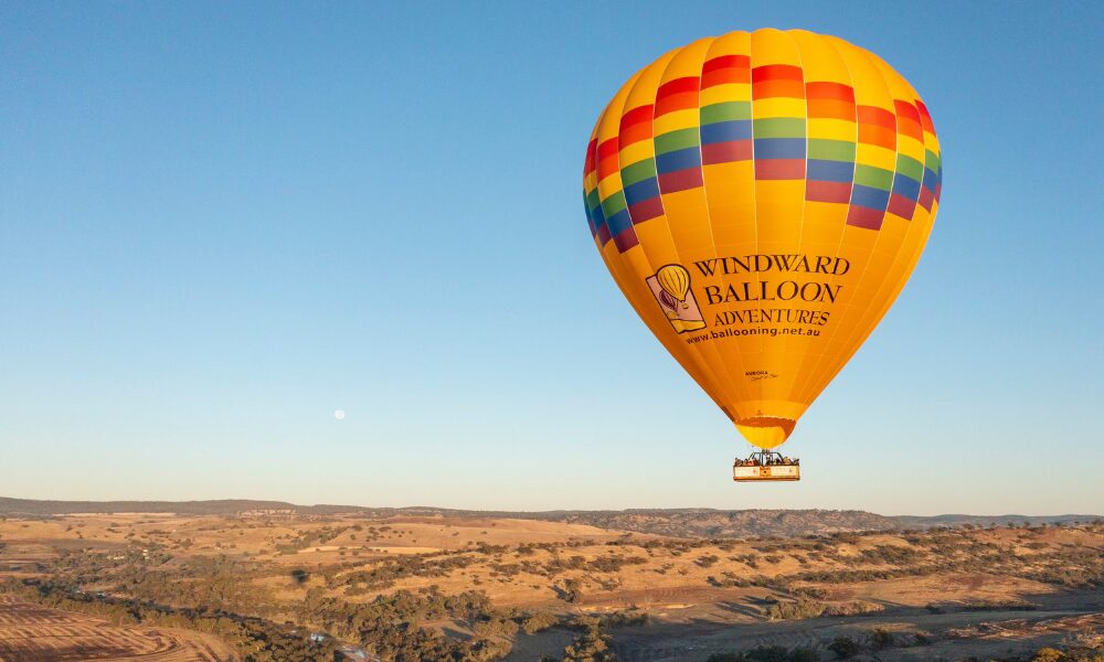 The ultimate RedBalloon experience: a Hot Air Balloon & Champagne Breakfast.